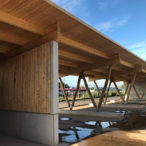 Carport, Aussteifung über Holz-Beton-Hybridwand